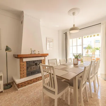 Casa Vacacional En Medina Playa Torrecilla 別荘