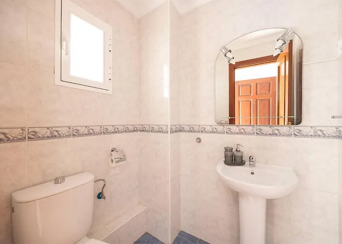 Holiday home Casa Vacacional En Medina Playa Torrecilla Nerja