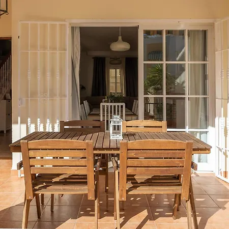 Casa Vacacional En Medina Playa Torrecilla 펜션 *
